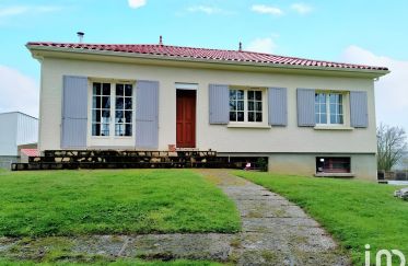 House 5 rooms of 89 m² in Boufféré (85600)