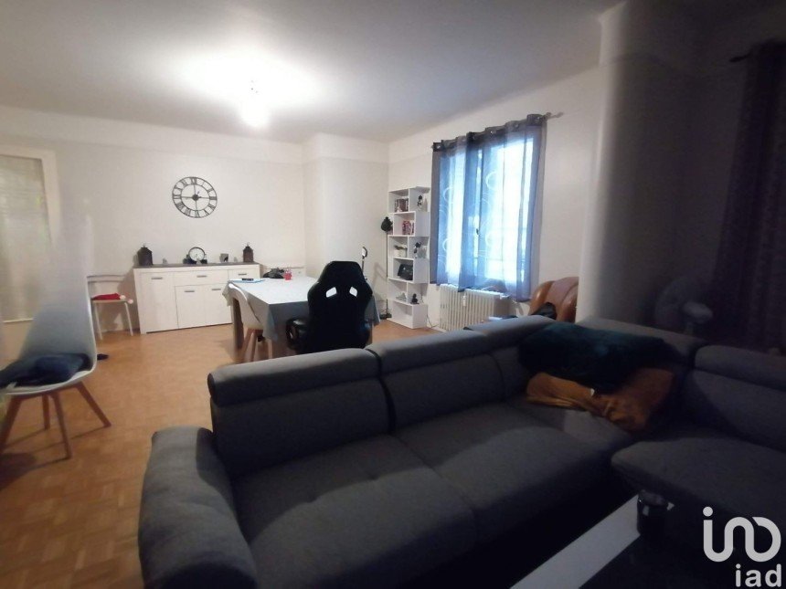 Appartement 3 pièces de 63 m² à Châlons-en-Champagne (51000)