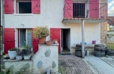 House 6 rooms of 141 m² in Pouilly-sur-Saône (21250)
