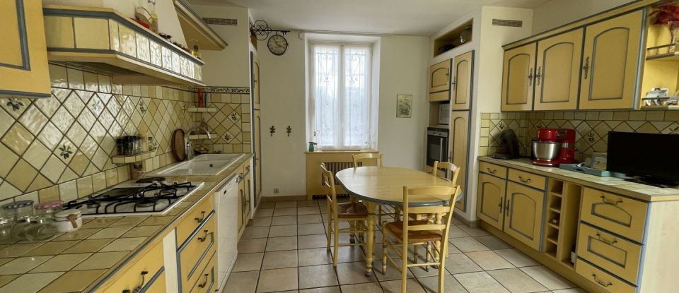 House 5 rooms of 130 m² in Aulnay-sur-Mauldre (78126)