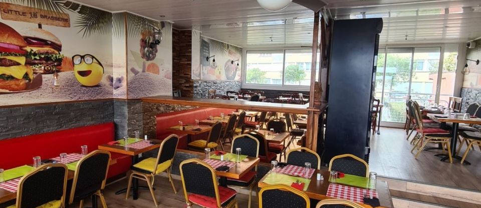 Restaurant of 100 m² in Le Tréport (76470)