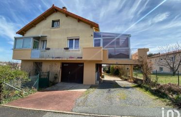 House 4 rooms of 116 m² in Châtel-Guyon (63140)