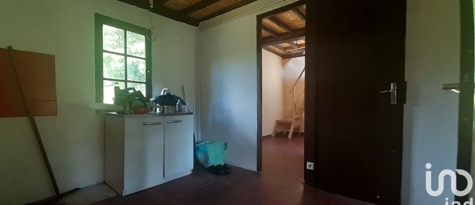 Maison de campagne 2 pièces de 37 m² à NOTRE-DAME-DE-COURSON (14140)