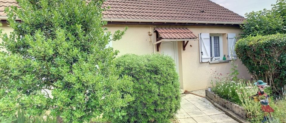 House 5 rooms of 102 m² in Pont-sur-Yonne (89140)