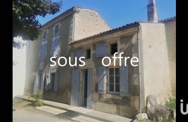 House 4 rooms of 123 m² in Dompierre-sur-Charente (17610)