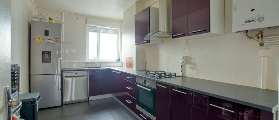 Appartement 5 pièces de 82 m² à Viry-Châtillon (91170)