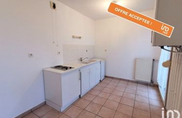 Apartment 1 room of 37 m² in Châlons-en-Champagne (51000)