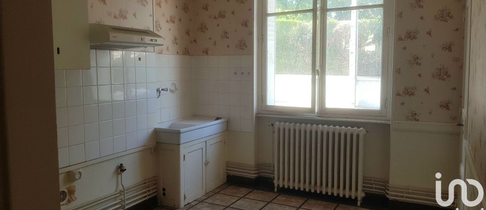 House 1 room of 140 m² in Montluçon (03100)