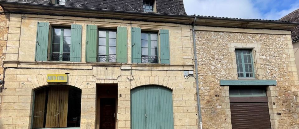 Vente Maison 160m² 8 Pièces à Beaumontois en Périgord (24440) - Iad France