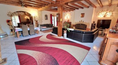 House 5 rooms of 161 m² in Champeaux (77720)