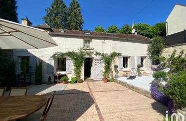 House 4 rooms of 106 m² in Vineuil-Saint-Firmin (60500)