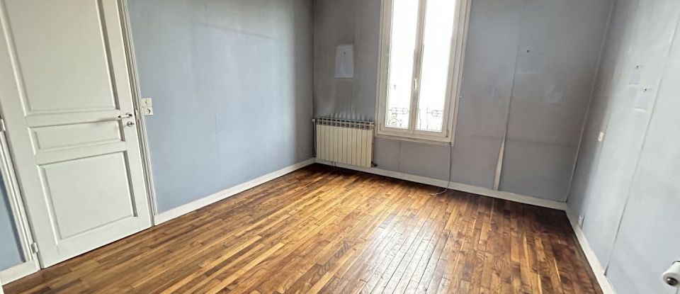 Town house 7 rooms of 140 m² in Drancy (93700)