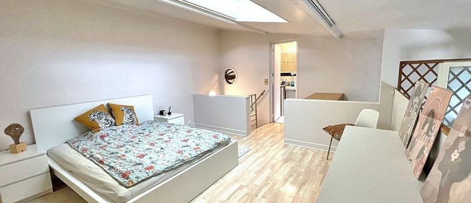 Duplex 2 rooms of 48 m² in Paris (75011)