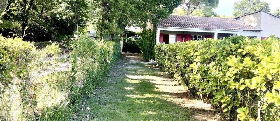 House 5 rooms of 92 m² in Bollène (84500)