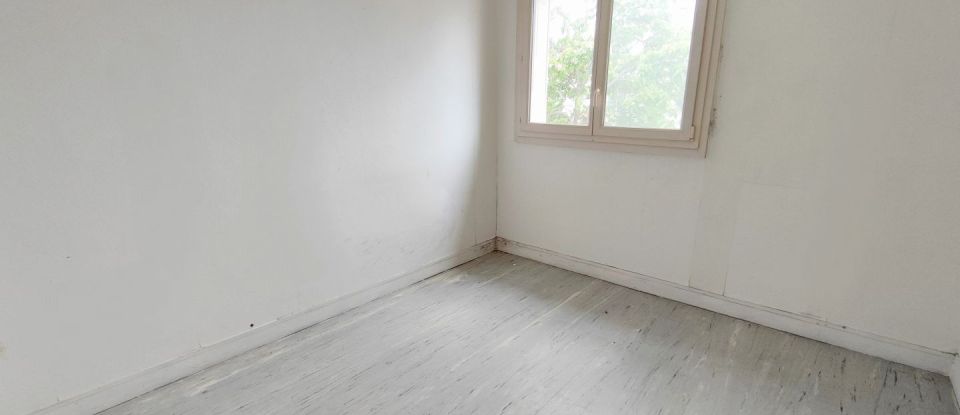 Apartment 3 rooms of 57 m² in Chilly-Mazarin (91380)