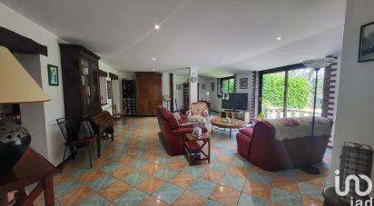 House 6 rooms of 220 m² in Château-Renard (45220)