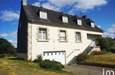Maison 8 pièces de 138 m² à Kergrist-Moëlou (22110)