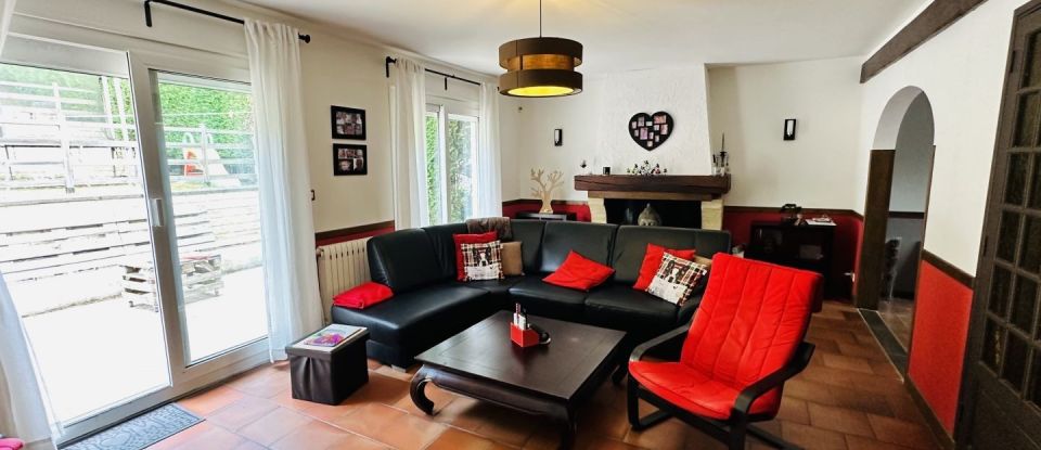 House 7 rooms of 164 m² in Pontpoint (60700)
