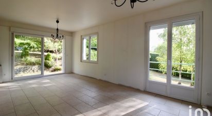 House 5 rooms of 110 m² in Fontaine-la-Rivière (91690)