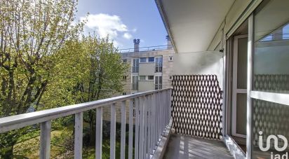 Apartment 3 rooms of 67 m² in Le Plessis-Robinson (92350)