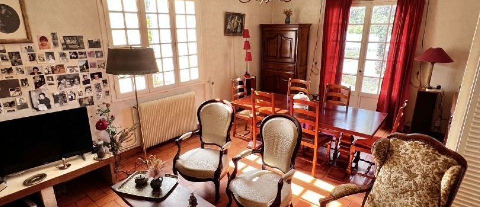 House 4 rooms of 94 m² in Parempuyre (33290)
