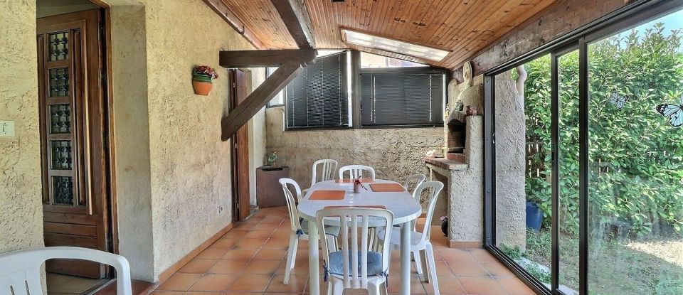 House 4 rooms of 92 m² in Sanary-sur-Mer (83110)