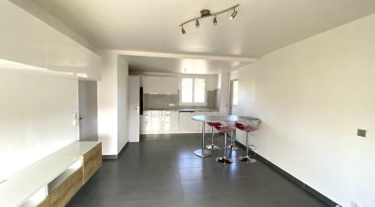 Appartement 3 pièces de 61 m² à Six-Fours-les-Plages (83140)