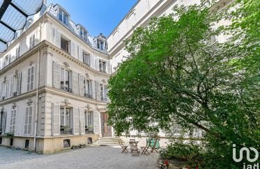 Apartment 5 rooms of 105 m² in Paris (75009)