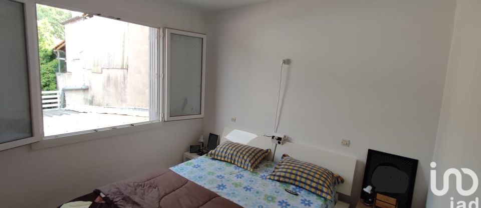 Appartement 3 pièces de 68 m² à Château-Arnoux-Saint-Auban (04600)