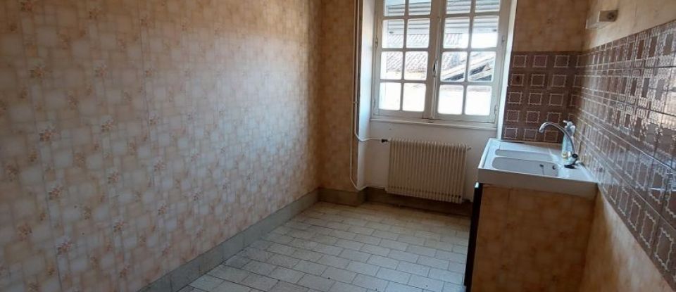 Apartment 6 rooms of 140 m² in Chabrac (16150)