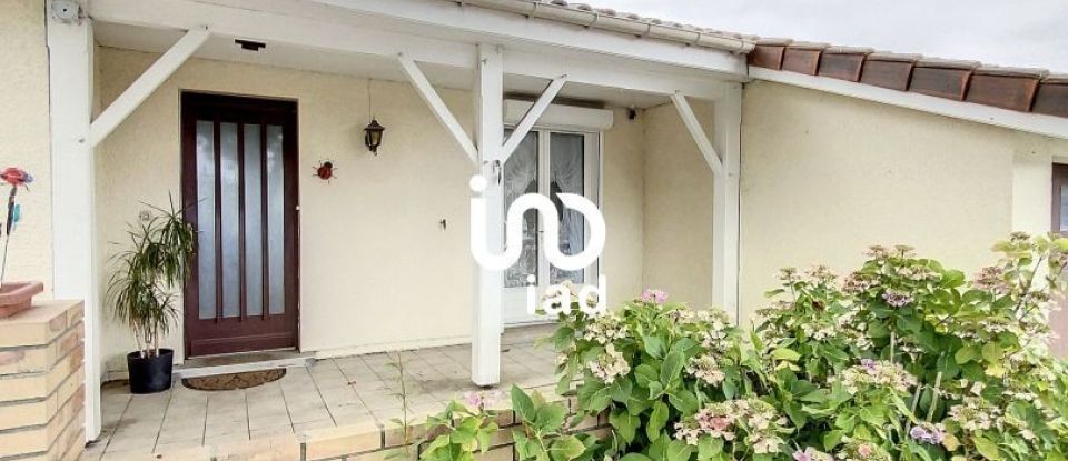 House 7 rooms of 151 m² in Gujan-Mestras (33470)