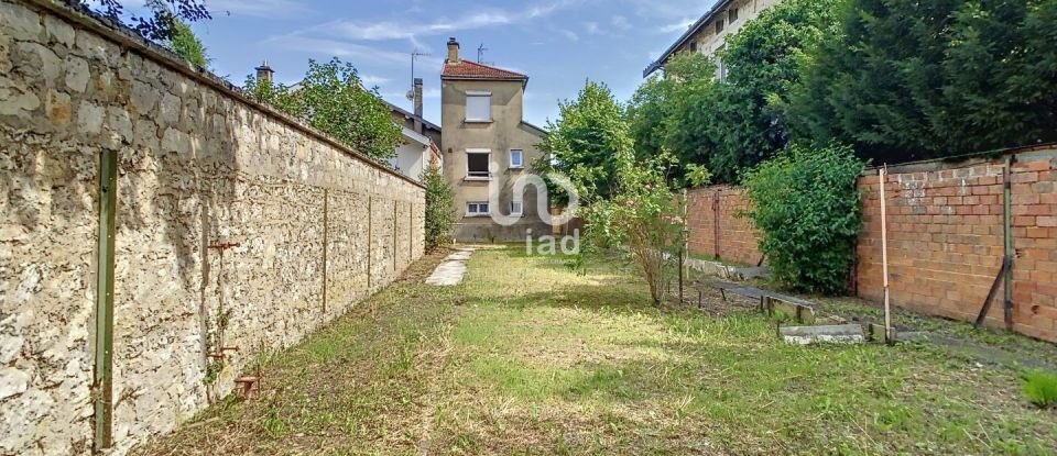 House 6 rooms of 126 m² in Saint-Dizier (52100)