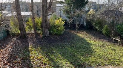 Land of 762 m² in Rosny-sous-Bois (93110)
