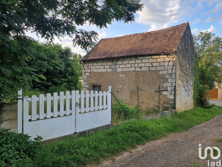 Barn conversion 1 room of 42 m² in Vallery (89150)
