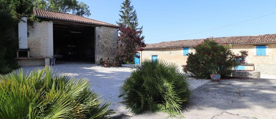 House 7 rooms of 350 m² in Sainte-Colombe (17210)
