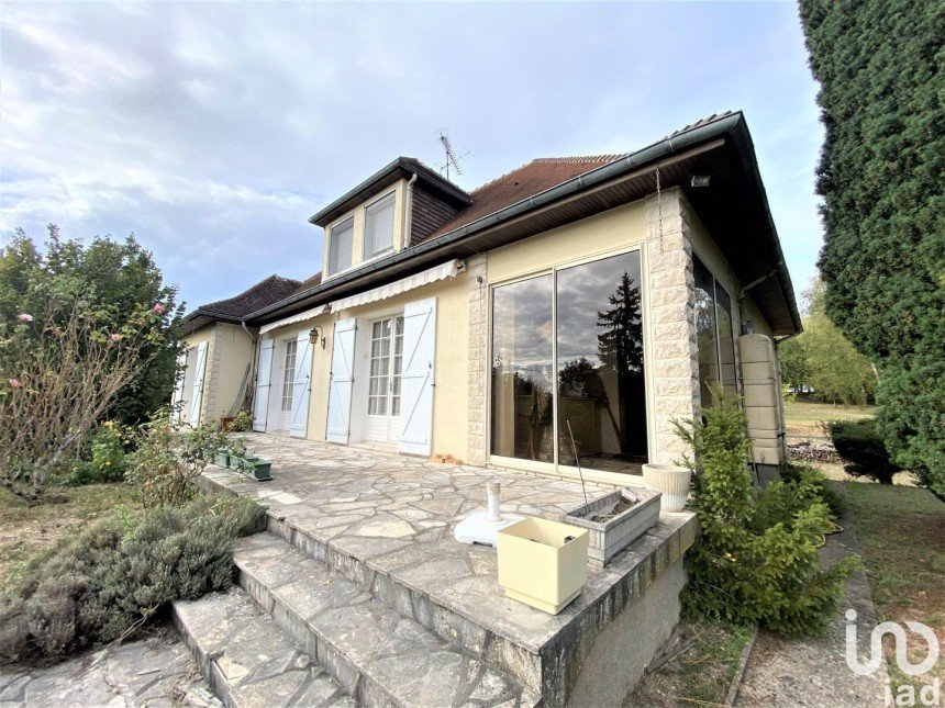 Maison 7 pièces de 170 m² à Nouans-les-Fontaines (37460)