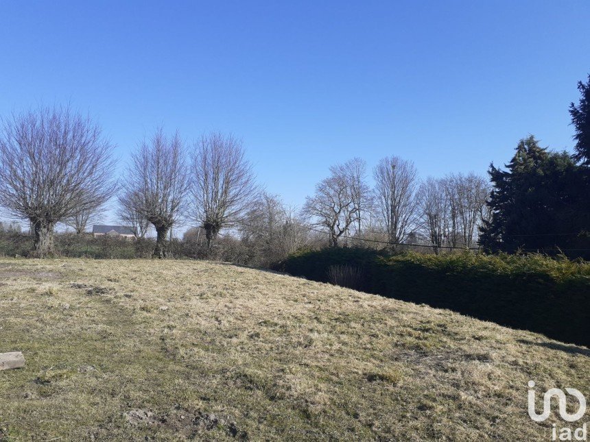 Land of 950 m² in Dourlers (59440)