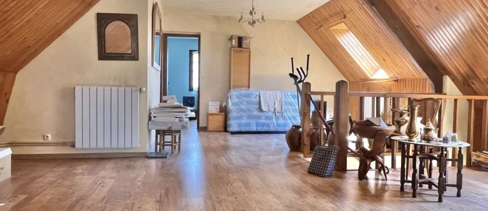 House 7 rooms of 155 m² in Charny Orée de Puisaye (89120)