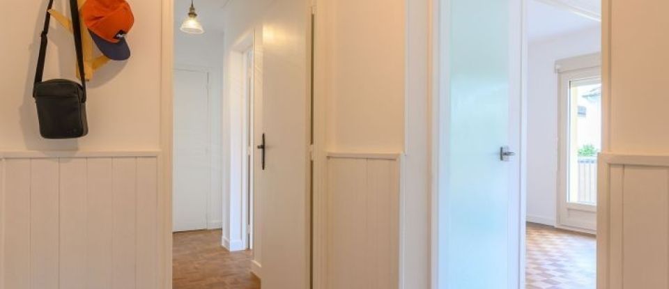 Apartment 3 rooms of 72 m² in Poitiers (86000)