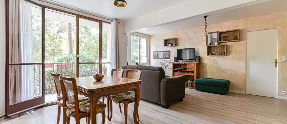 Apartment 4 rooms of 85 m² in Villejuif (94800)