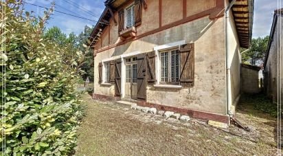 Village house 4 rooms of 130 m² in Magescq (40140)