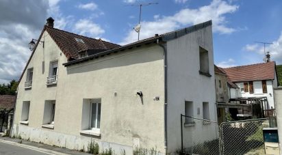 House 5 rooms of 106 m² in Brasles (02400)
