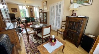 House 4 rooms of 109 m² in Saint-Marcel (36200)