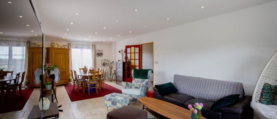 House 7 rooms of 185 m² in Ouzouer-sur-Loire (45570)