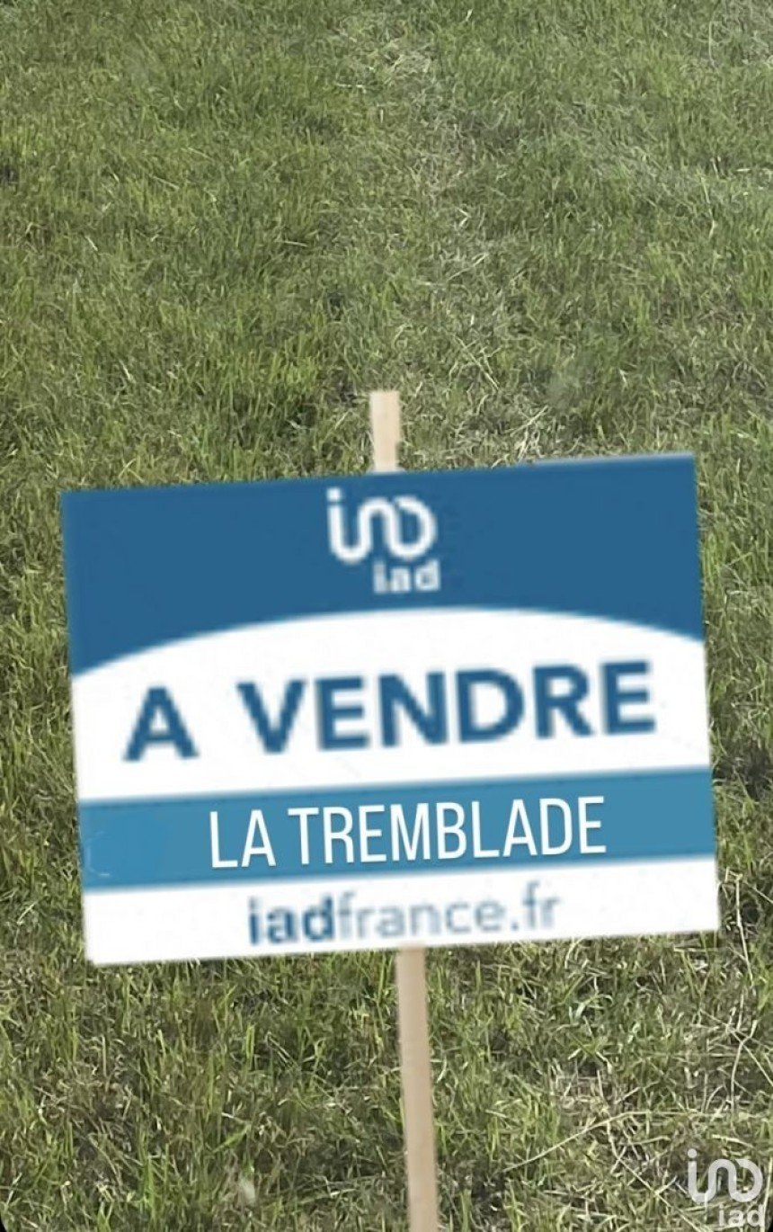 Land of 1,479 m² in La Tremblade (17390)