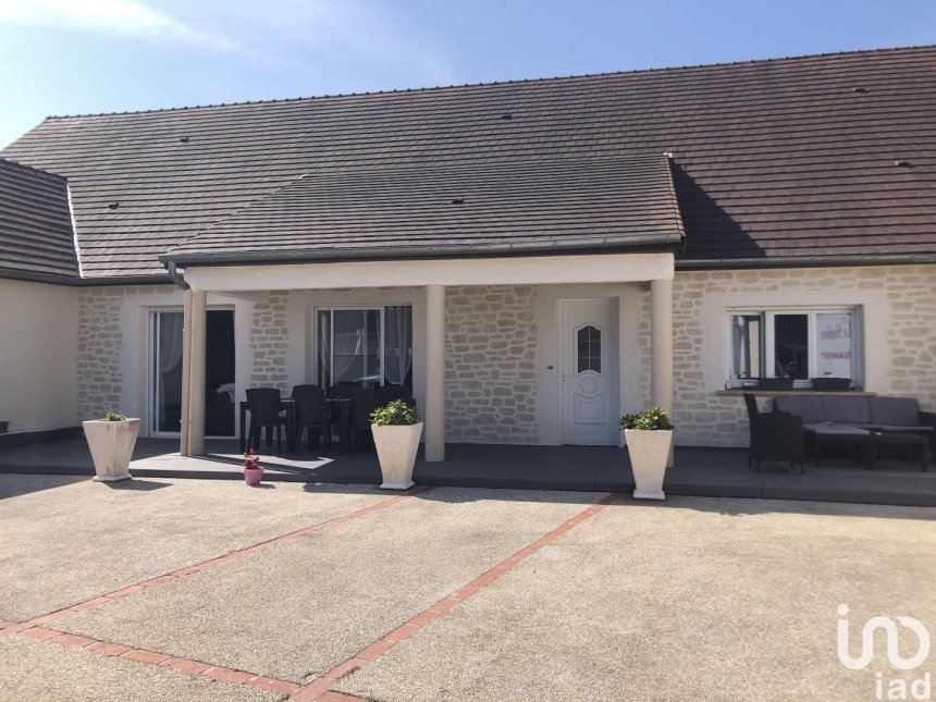 Maison 8 pièces de 200 m² à Romorantin-Lanthenay (41200)