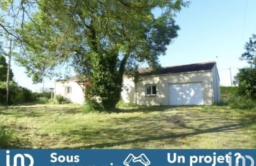 House 4 rooms of 96 m² in Saint-Julien-de-Concelles (44450)