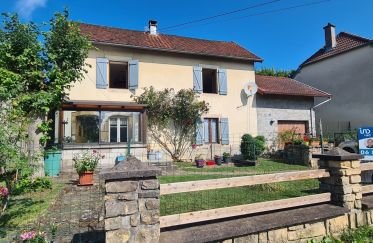 Village house 4 rooms of 105 m² in Athesans-Étroitefontaine (70110)