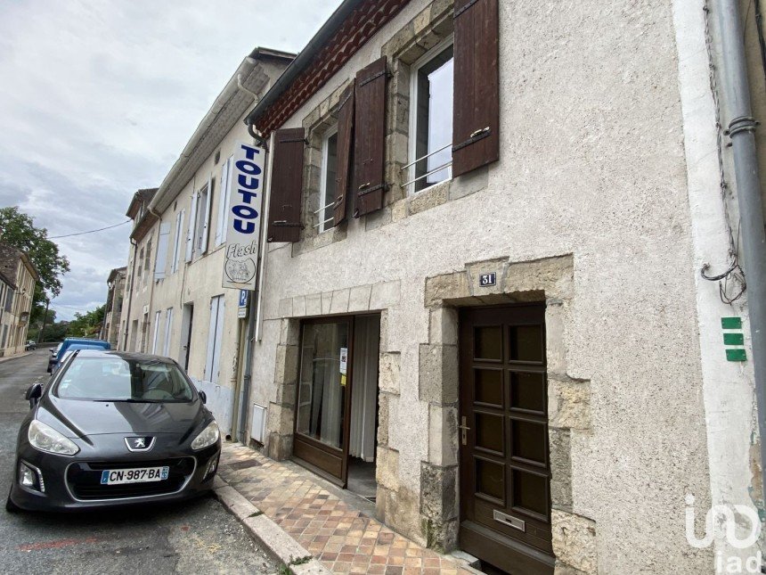 Business premises of 32 m² in Nérac (47600)