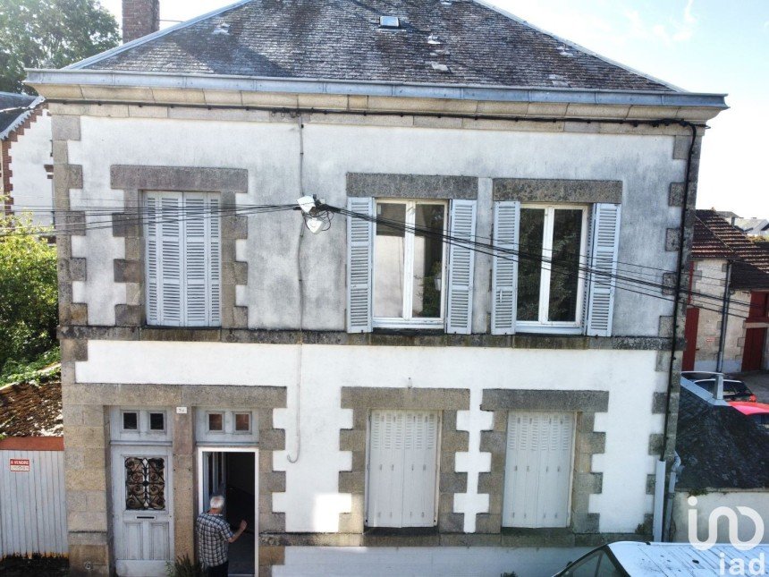 House 5 rooms of 115 m² in Saint-Sulpice-les-Feuilles (87160)